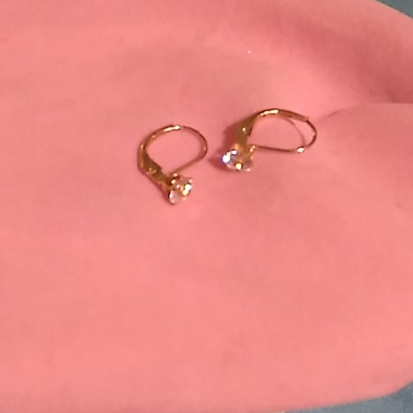 10K Yellow Gold "Diamond" Earrings - Picture 8 of 8